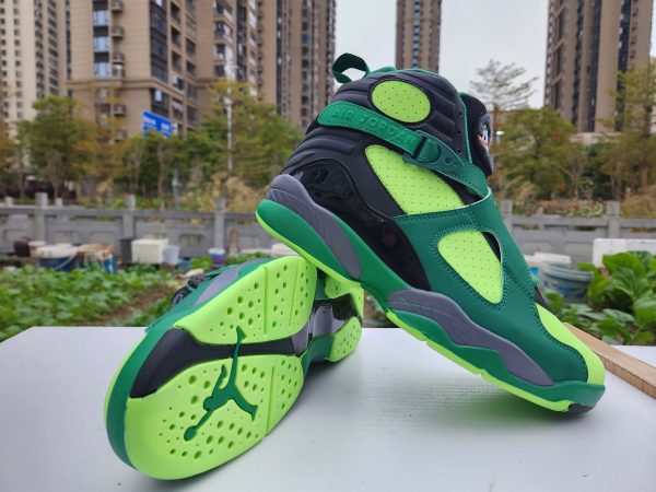 Air Jordan 8 Retro  "University of Oregon Green"