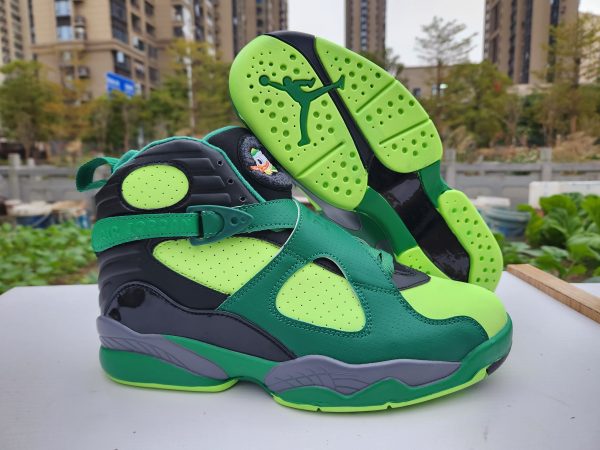 Air Jordan 8 Retro  "University of Oregon Green"