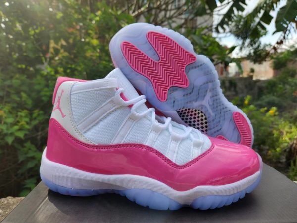 Air Jordan 11 Retro "Pink"