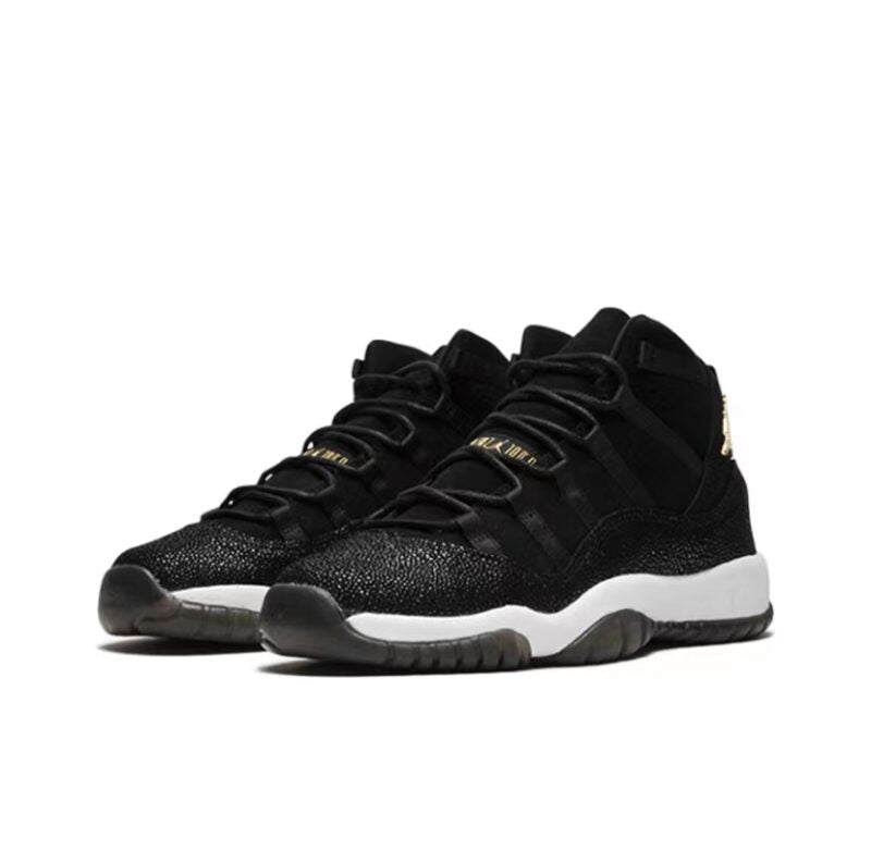 Air Jordan 11 Retro "Heiress Black Stingray"