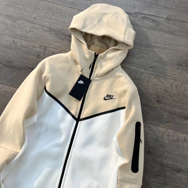 POLERON NIKE TECH FLEECE BEIGE