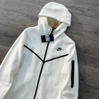 POLERON NIKE TECH FLEECE BLANCO