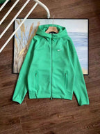 CONJUNTO NIKE TECH FLEECE X NOCTA VERDE