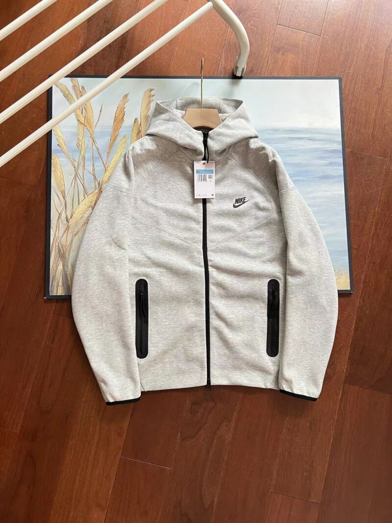 POLERON NIKE TECH FLEECE GRIS - NEW GEN