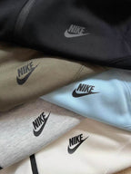 CONJUNTO NIKE TECH FLEECE GRIS NEW GEN