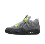 Air Jordan 4 Retro SE "95 Neon".