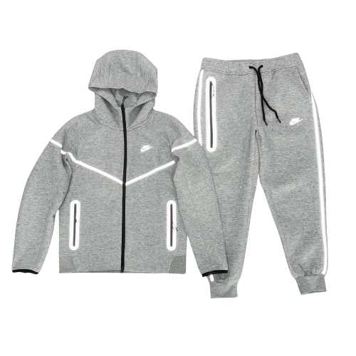 CONJUNTO NIKE TECH FLEECE GRIS CLARO REFLECTANTE