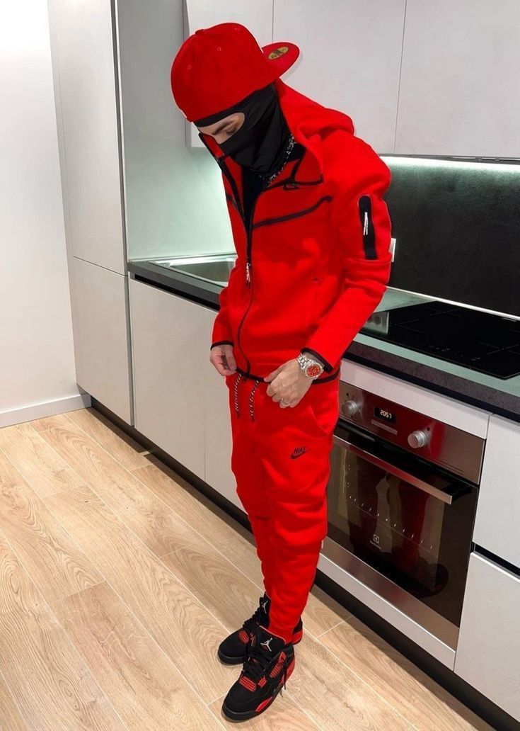 CONJUNTO NIKE TECH FLEECE ROJO
