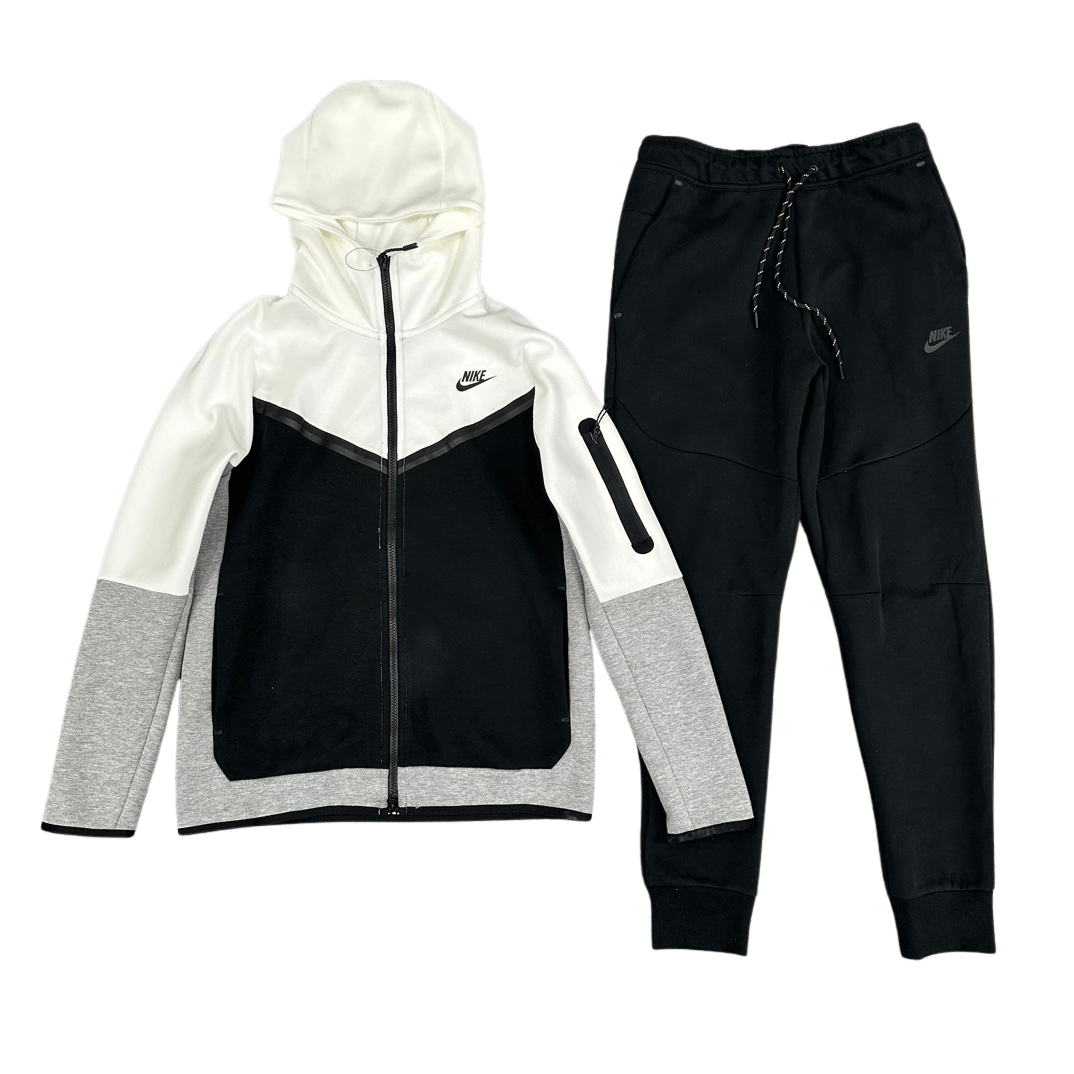 CONJUNTO NIKE TECH FLEECE BLANCO / NEGRO