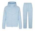 CONJUNTO NIKE TECH X NOCTA CELESTE