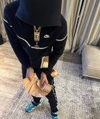 CONJUNTO NIKE TECH FLEECE NEGRO REFLECTANTE