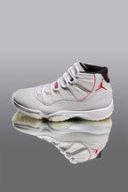 Air Jordan 11 Retro "Tinte platino"
