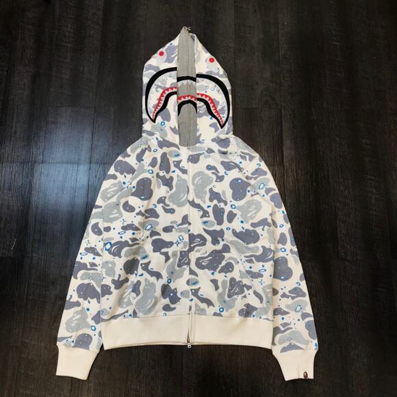 HOODIE BAPE GRIS CLARO
